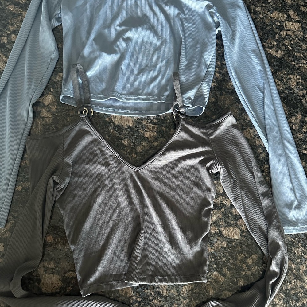 Cute size small fashion nova tops, never worn